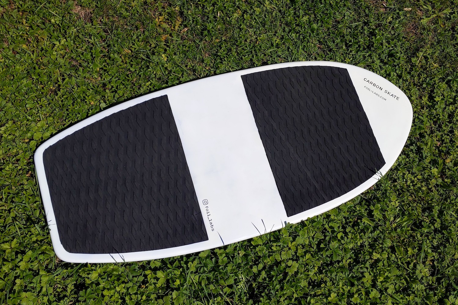 Homemade carbon pump-foiling board final 1
